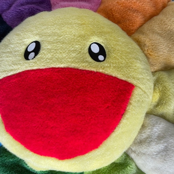 Takashi Murakami Flower Plush Cushion - X-Large by Takashi Murakami - Picture 4 of 4